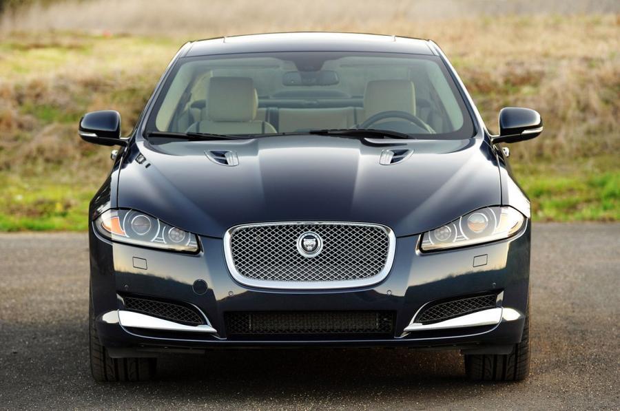  Jaguar XF Supercharged 2012 года  (фото 20 из 65)